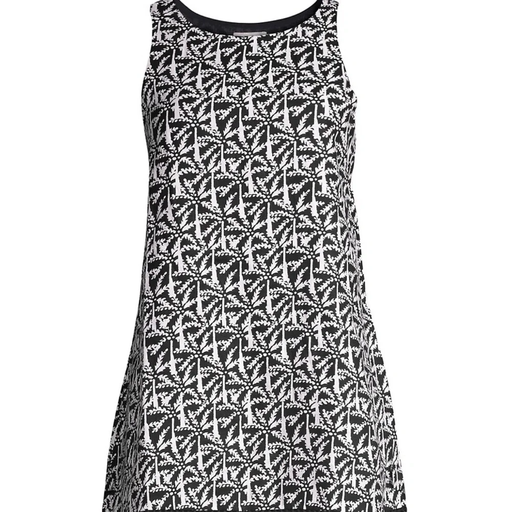 Vineyard Vines dress - Picture 2 of 9